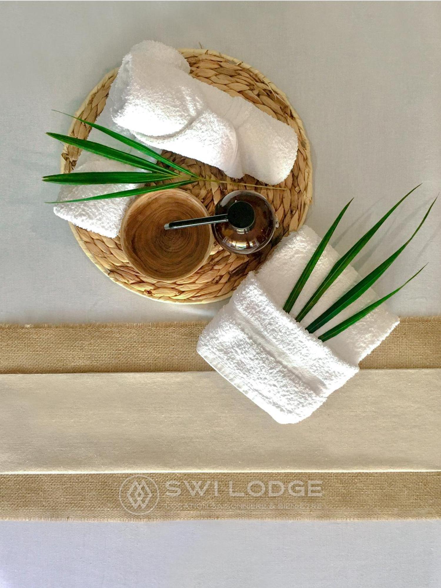 Swilodge Vue Sur Mer ! Petit Dejeuner Et Location De Voiture Possible 르 물레 외부 사진